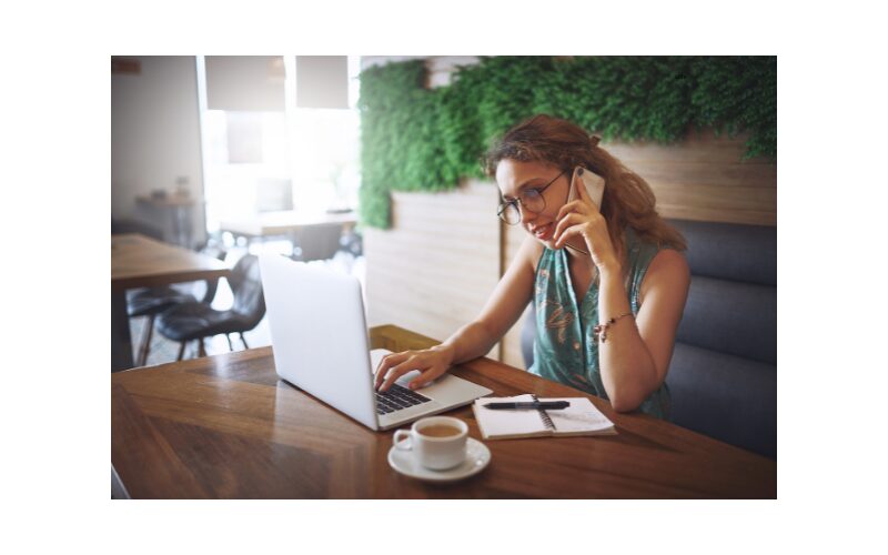 Top 10 Side Hustles You Can Start From Your Living Room
